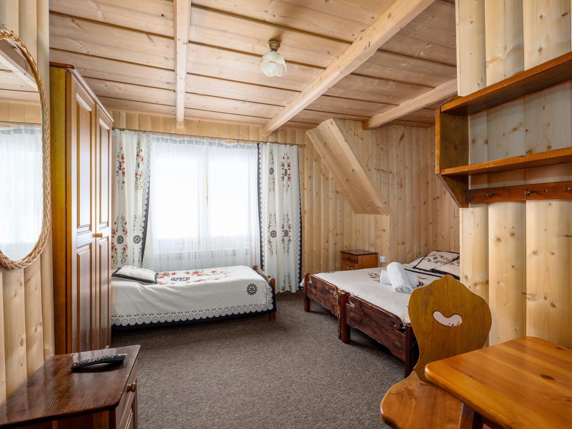 Tarasowka Hotell Ciche Małe Eksteriør bilde